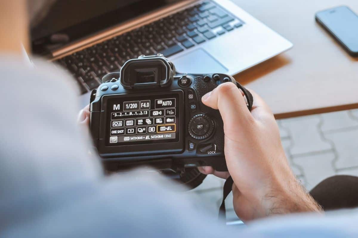 Hochzeitsvideo Preise: Wie viel kostet ein Hochzeitsvideograf?